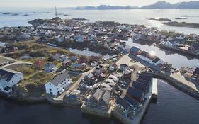 Modern Apartment In Henningsvaer